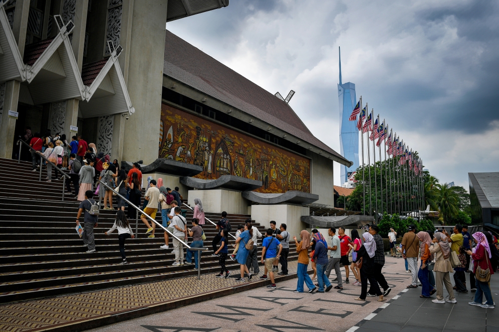 Visitors arrive at the National Museum in Kuala Lumpur May 18, 2025, in conjunction with International Museum Day 2025. — Bernama pic