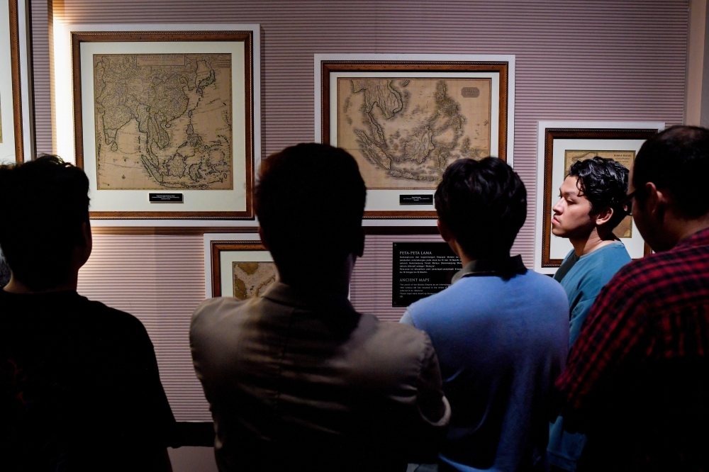 Visitors peruse the exhibits at the National Museum in Kuala Lumpur May 18, 2025, in conjunction with International Museum Day 2025. — Bernama pic