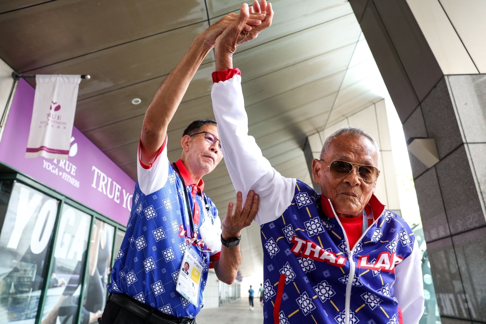 278625 Thailand's Sawang Janpram, the oldest competitor at the 2025 World Masters Games at 105 years old, warms up before competing in the men? shot put for the 100+age group in Taipei on May 22, 2025. — AFP pic