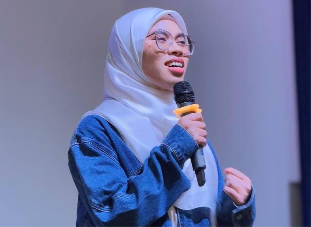 Fatin Syamimy, speaking from a publisher’s perspective, noted that the majority of the Malaysian audience is reading more BM titles compared to English ones. — Picture courtesy of Fatin Syamimy