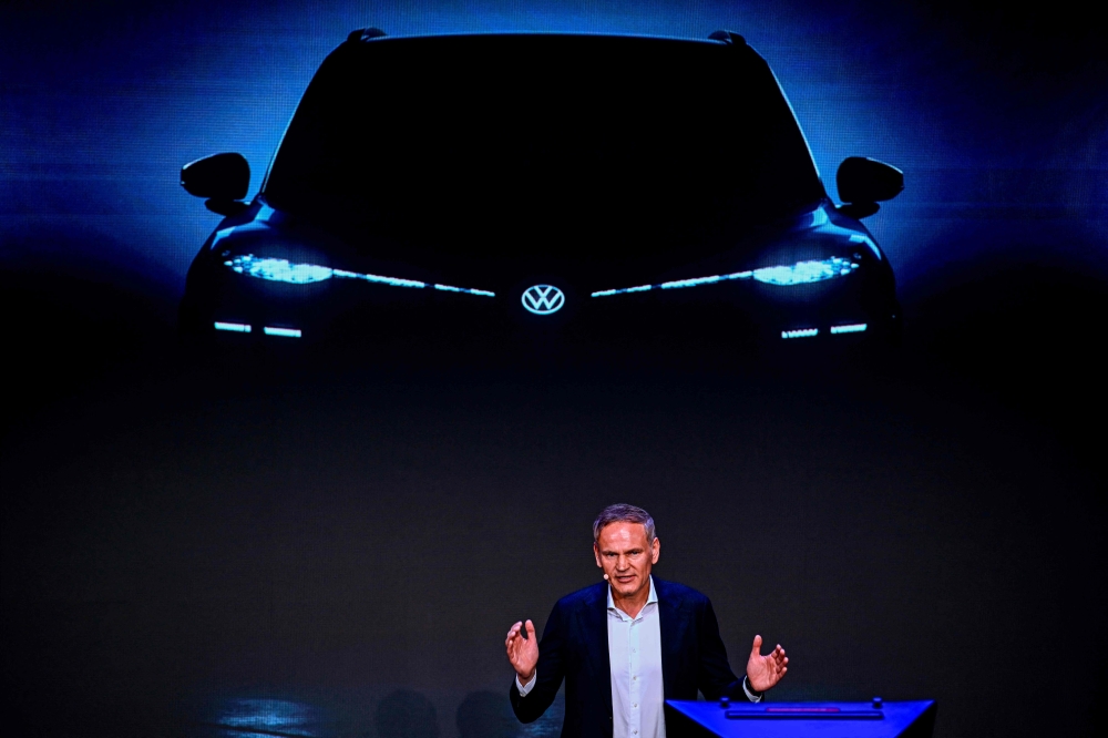 273500-1 Oliver Blume, Chairman of the Board of Management Volkswagen Group, speaks during the event