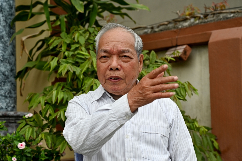 273833 Nguyen Van Tap, former driver of Tank 390, speaking during an interview at his home in Vietnam’s northern Hai Duong province March 10, 2025. — AFP pic